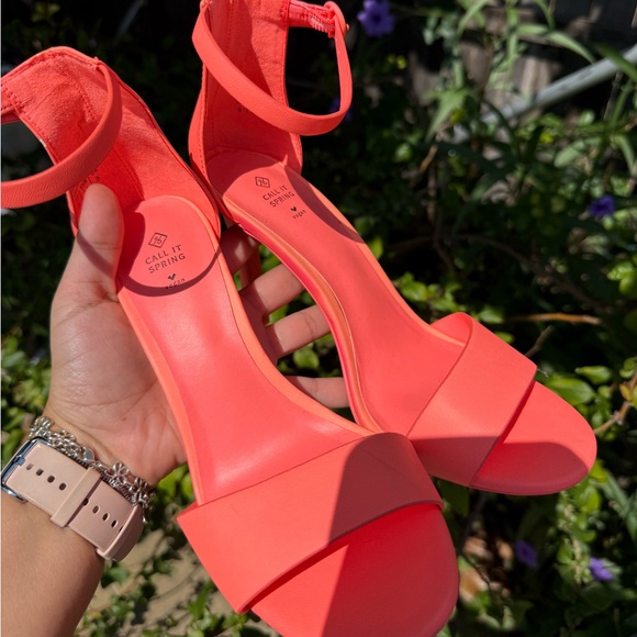 Call It Spring, Women's DELLMAR Coral Sandals, Size 6 - Picture 1 of 5